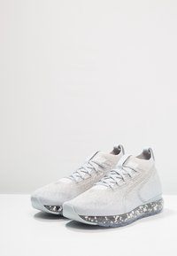 Puma Vysoké tenisky - white