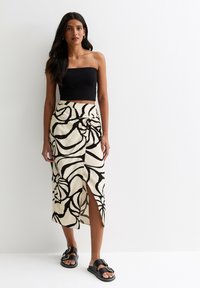 New Look SHELL-PRINT - Omlottkjol - off white