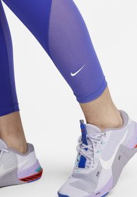 Nike Performance ONE - Leggings - lapis/white