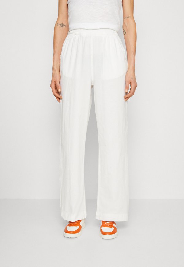 KANAYA - Trousers - chalk