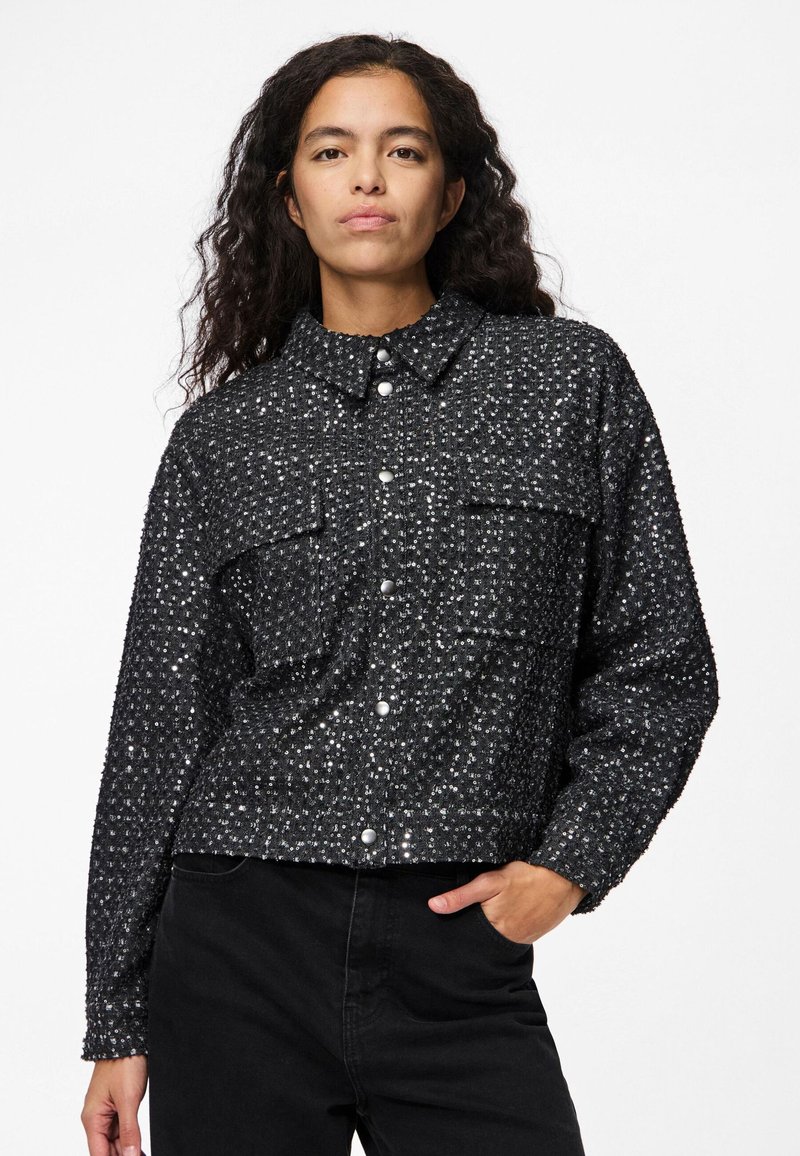 Pieces PCROBERTA JACKET - Casaco de ganga - grey denim