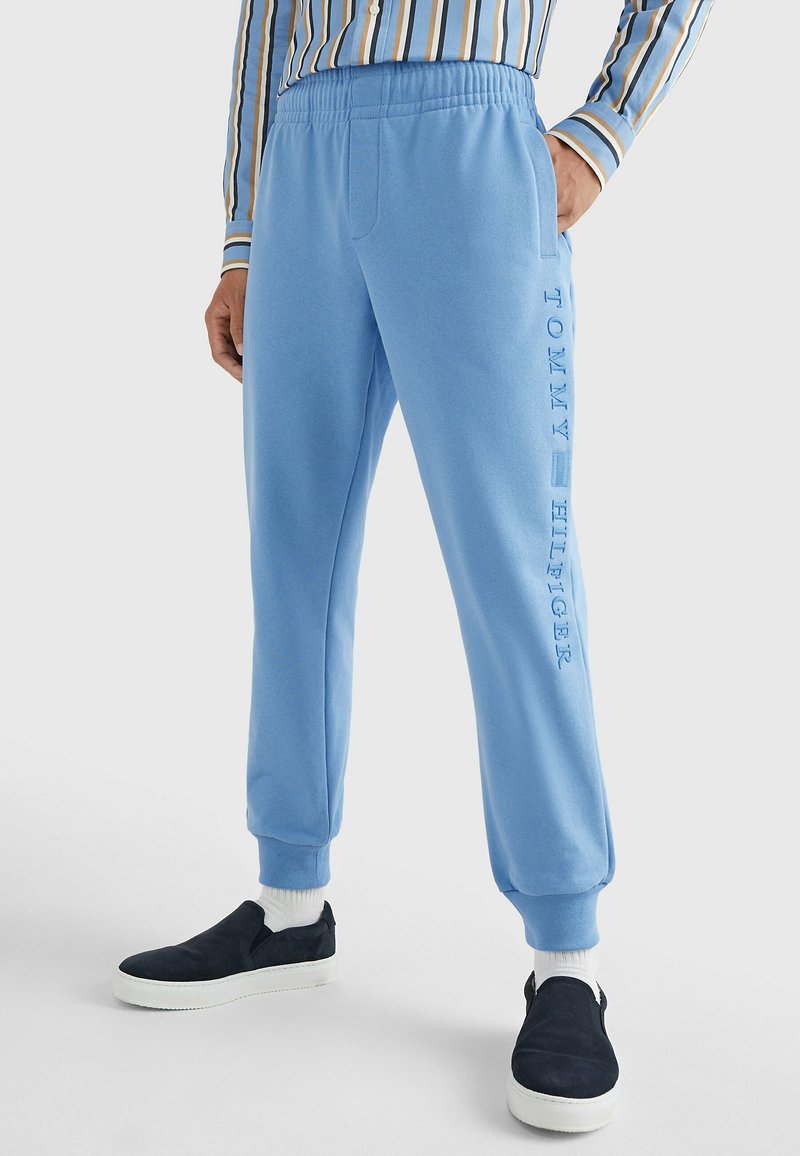 Tommy Hilfiger CUFFED Tracksuit bottoms sky cloud/light blue
