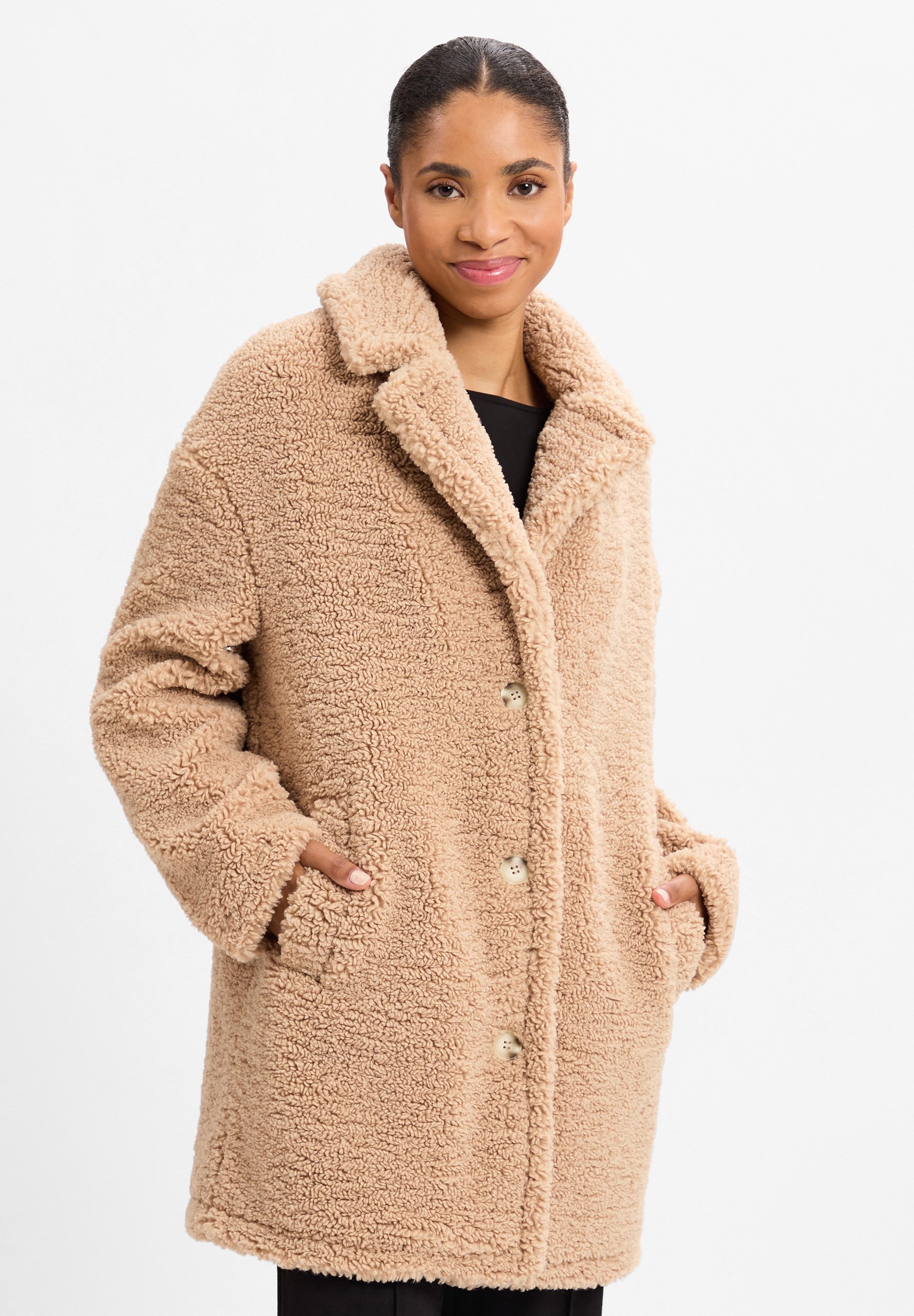 Comma Parka Beige Kunstfell Comma Parka Jacke Mit Kunstfell Teddy