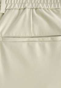 Next ATHLETIC FIT MOTIONFLEX TECH - REGULAR FIT - Bukser - neutral