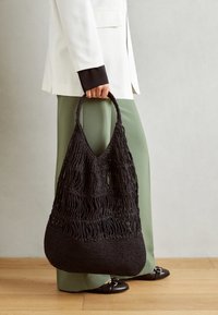 HANDBAG - Shoppingveske - black