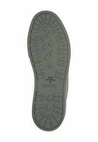 Suela de un zapato Blackstone gris con suela de patrón, etiquetado EG561 Gun Metal, talla 42, sobre un fondo blanco.