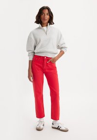 Levi's® CROP - Jeans a sigaretta - script red