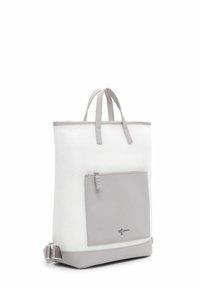 Bolso de malla blanca con acentos grises, que cuenta con dos asas, un bolsillo con cremallera en la parte frontal y un fondo gris sólido.
