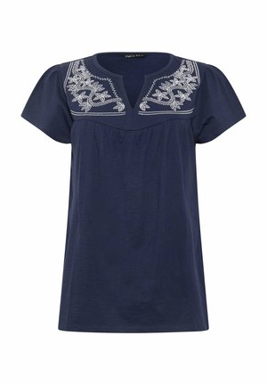 Blusa blu navy a maniche corte con scollo a V e ricamo floreale bianco sulle spalle e sul petto.