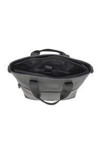 Borsa a tracolla nera con due manici, apertura superiore, e scomparti interni. Realizzata in materiale texturizzato con fodera liscia e dettagli con zip.