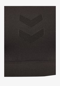 Niewybrane, after dark