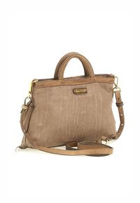 Borsa a tracolla in pelle marrone con una texture liscia, due manici e una tracolla removibile. Presenta un accento in metallo color oro.