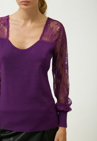 INFLUENCER Strickpullover - purple
