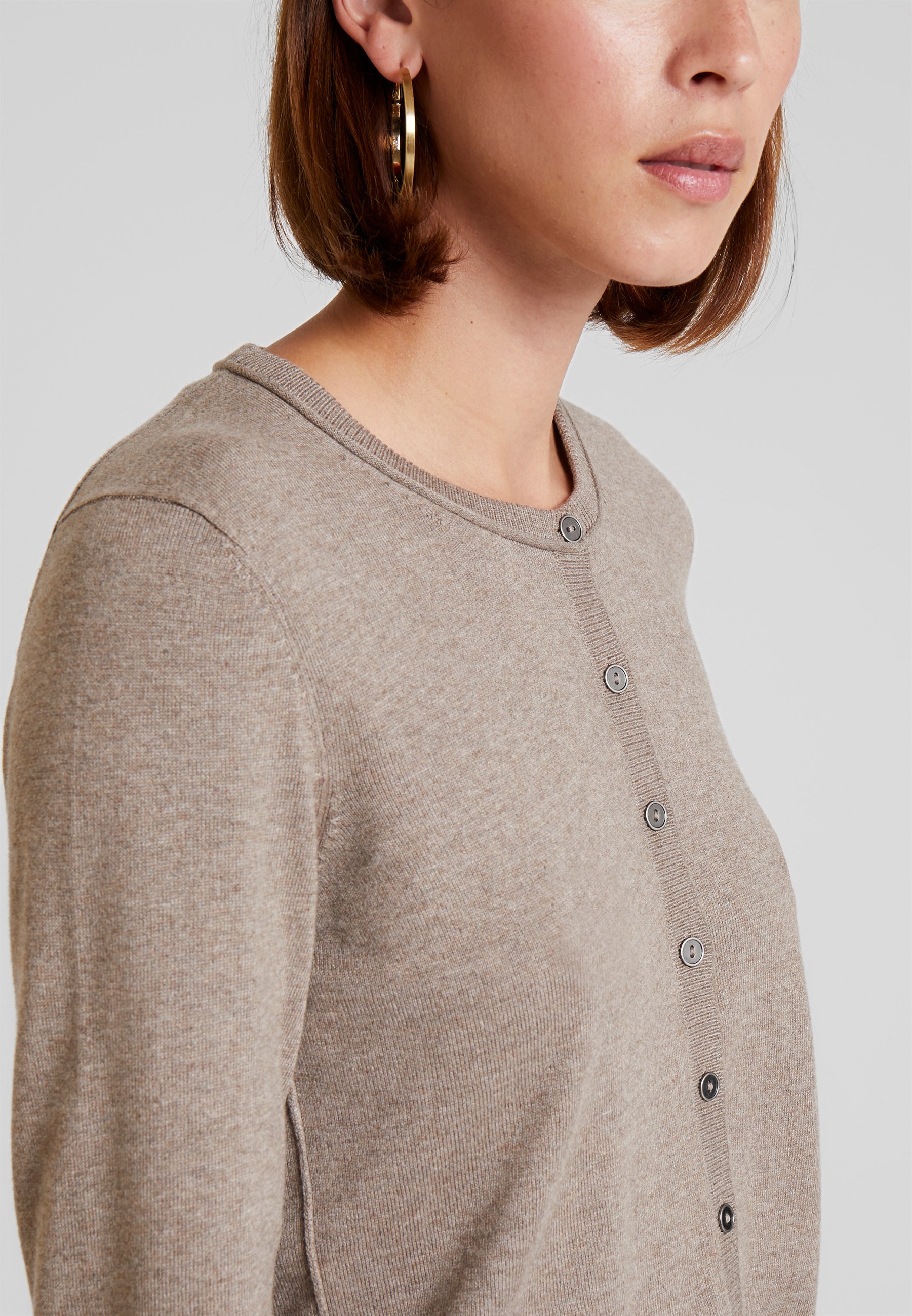 edc by Esprit BASIC Cardigan taupe Zalando.no edc by Esprit BASIC - Cardigan - taupe