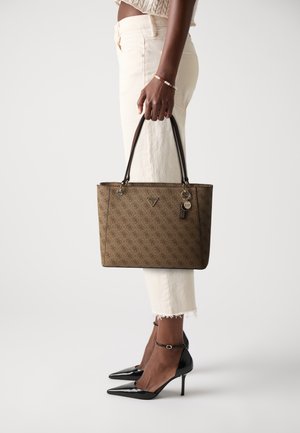 NOELLE II TOTE - Handbag - latte/brown