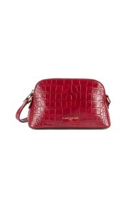 Borsa in pelle rossa con incisione a coccodrillo, dalla forma rotonda, con hardware dorato e una sottile tracolla. Presenta il logo sul davanti.