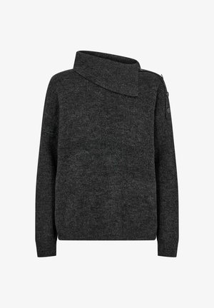 Tamno sivi pulover s visokim, asimetričnim ovratnikom, teksturiranom pleteninom i dijagonalnim detaljem zatvarača na lijevom ramenu.