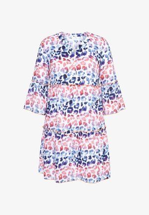 Abito largo a balze con maniche a campana, caratterizzato da una stampa leopardo acquerellata multicolore in sfumature di blu, viola e rosso su sfondo bianco.