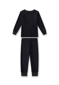 Black fleece pajama set with long-sleeve top and elastic waistband pants. Features dark cuffs on sleeves and ankles for added comfort.