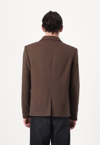 Libertine-Libertine PUBLIC - Sacou - chocolate