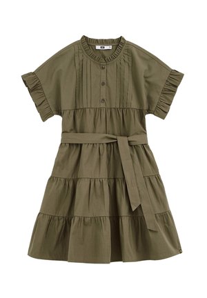 Sukienka z krótkim rękawem w kolorze oliwkowej zieleni, wykonana z bawełny, z przodem zapinanym na guziki, plisowanym gorsetem, warstwową spódnicą i wiązanym paskiem w talii.