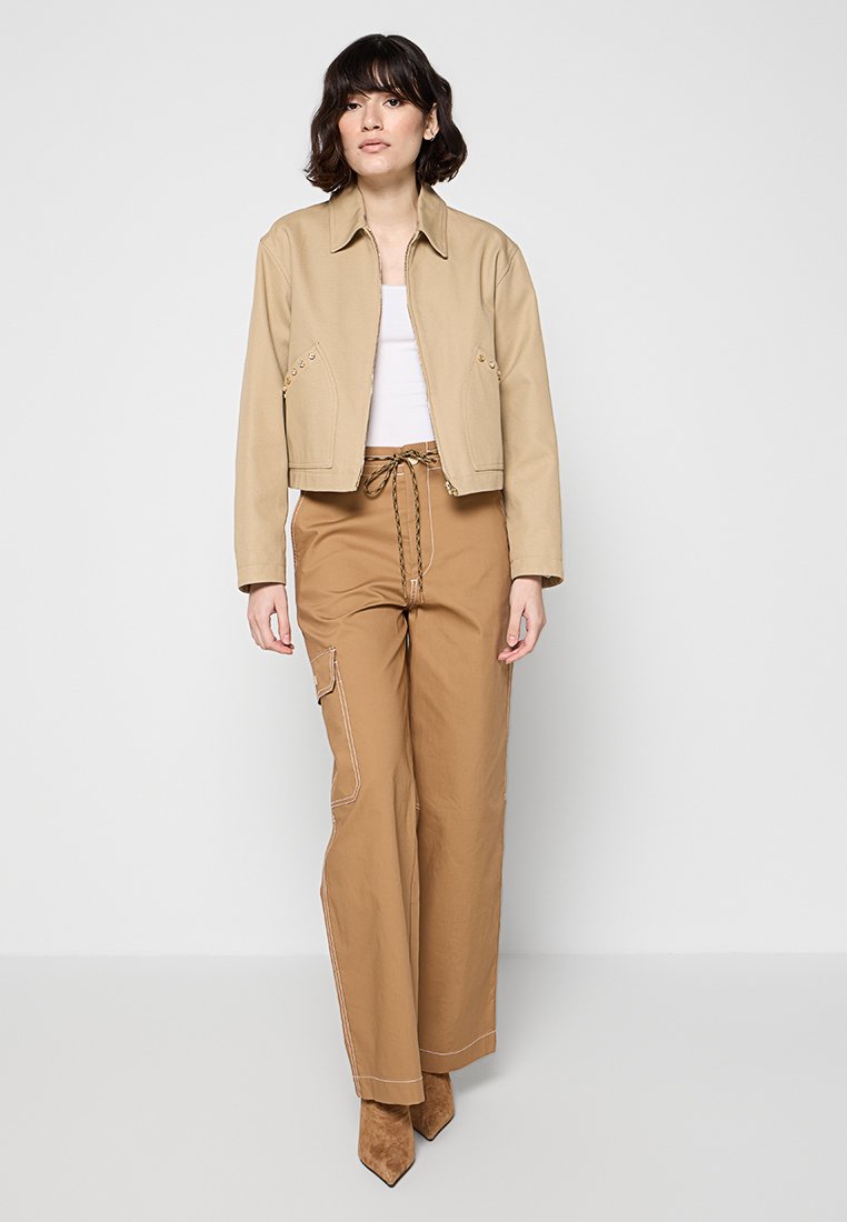 sandro Broek camel