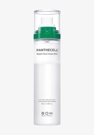 Flacon spray en plastique transparent avec col vert étiqueté Panthecell Repair Cica Cream Mist pour peau fine et délicate, 120 ml par Bio Heal.