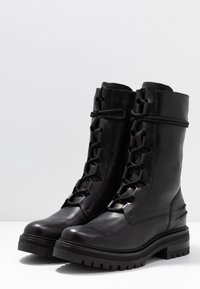 Zign Botines con plataforma - black