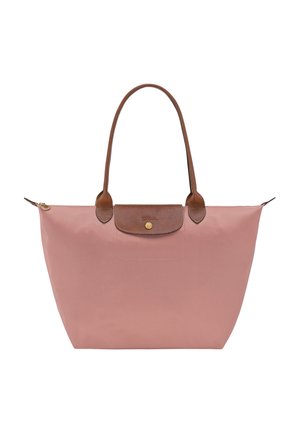 Rosa Nylon-Tragetasche mit braunen Lederakzenten, ausgestattet mit zwei Griffen und einem oberen Reißverschlussverschluss. Glatte Textur mit minimaler Detailgestaltung.
