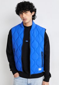 HUGO - BOHOTINO - Waistcoat - open blue Thumbnail Image 1