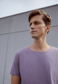 Lee SHAPED TEE - T-shirt básica - washed purple