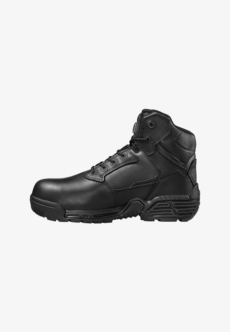Black tactical boot made of smooth leather with a reinforced toe, high collar, and textured rubber sole, featuring six eyelets and reinforced stitching.