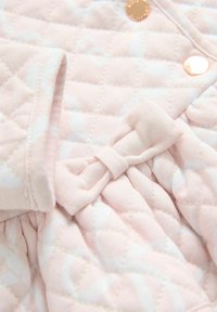 Thumbnail Image 4