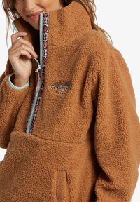 Billabong HORIZON MOCK - Giacca in pile - sandalwood