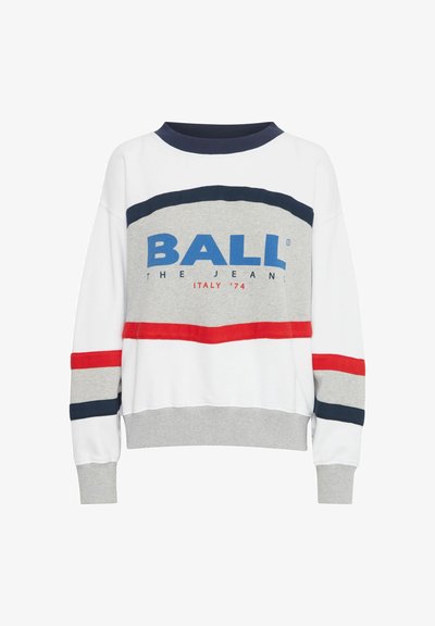 Sweatshirt blanc et gris avec des rayures bleues, rouges et navy. Présente un grand texte bleu "BALL" et "ITALY '74" sur la poitrine. Col et poignets côtelés.