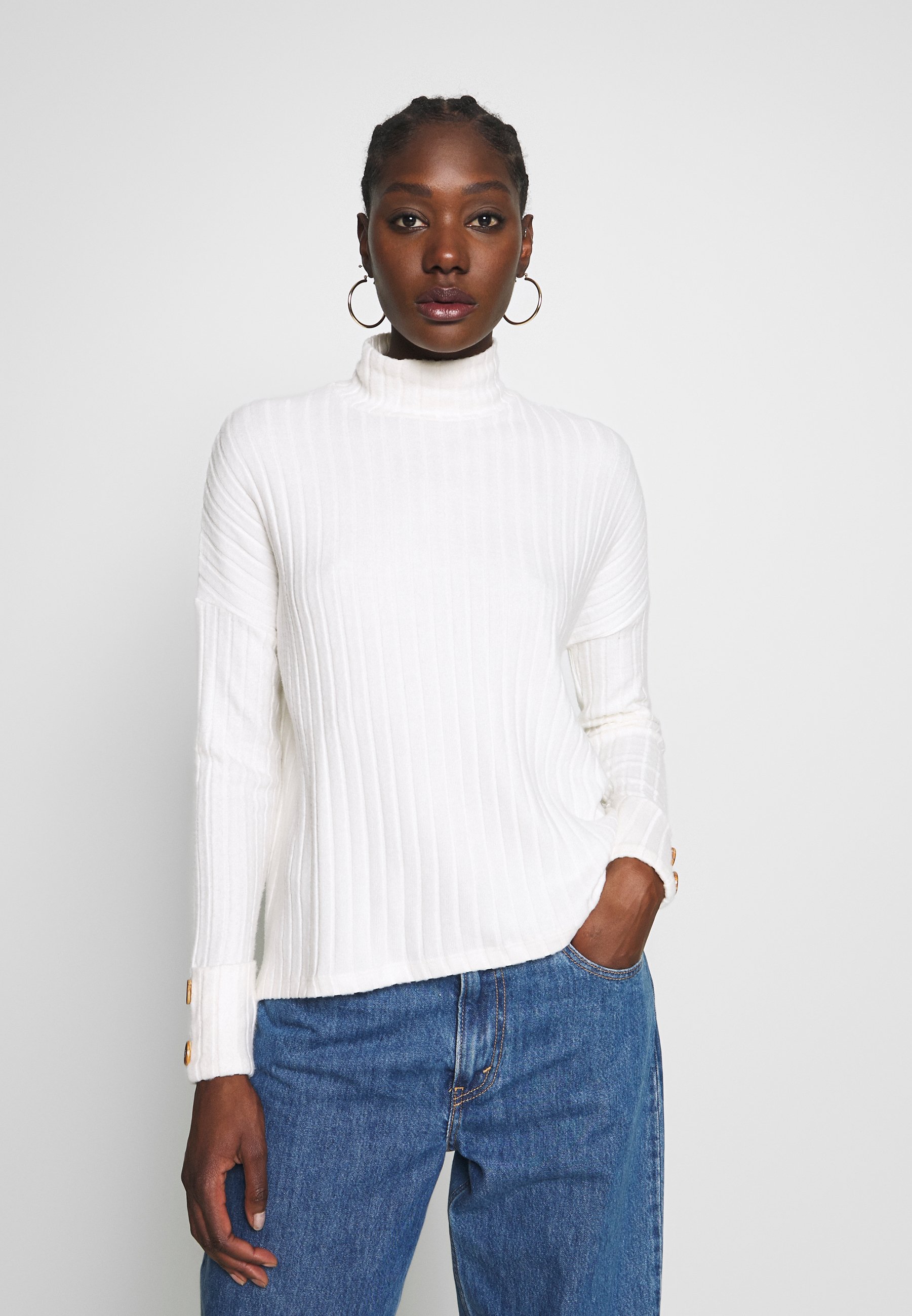 Dorothy Perkins FUNNEL NECK Strikkegenser ivory Zalando.no Dorothy Perkins DIAMOND HIGH NECK JUMPER - Strikkegenser - oatmeal