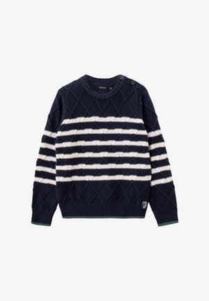 Marineblauwe gebreide trui met een witte gestreepte patroon en diamanttextuur, met een ronde hals en twee knopen op de schouder. Groene ribgebreide zoom.