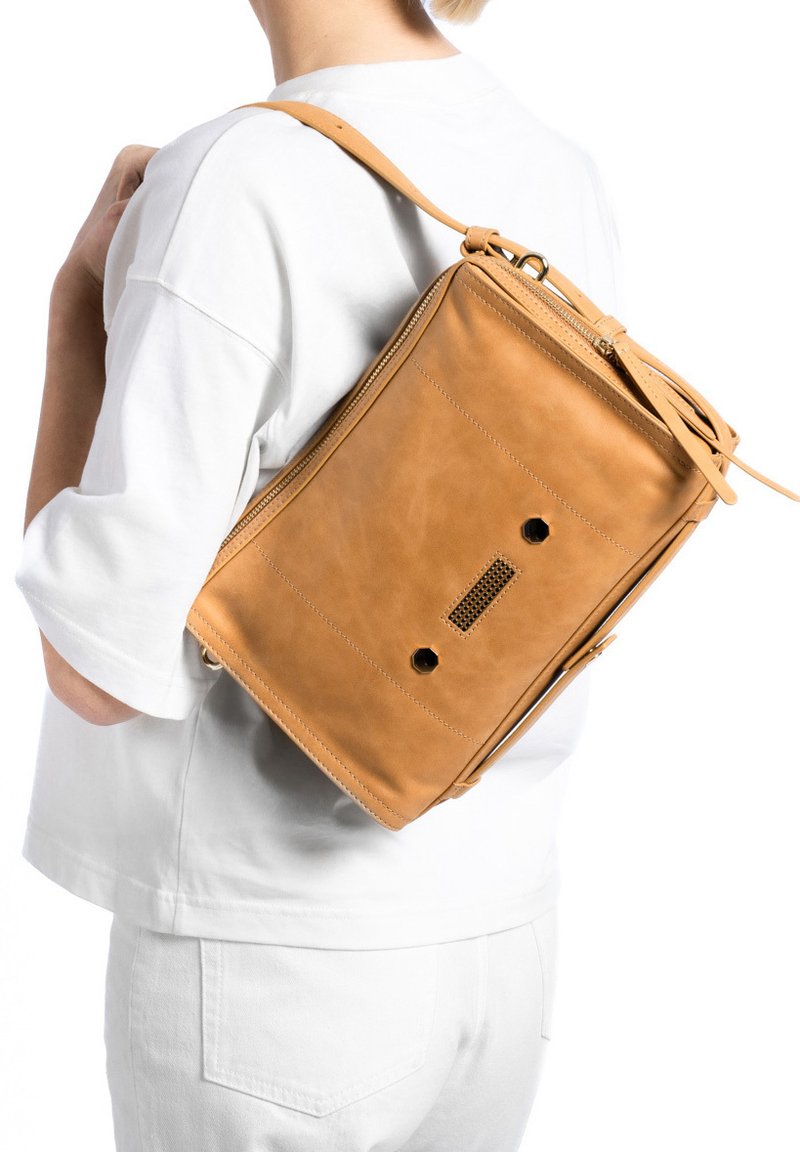 CLIO GOLDBRENNER MAIA - Handtas - camel