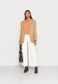 Mos Mosh TEE - T-shirt estampada - harvest pumpkin