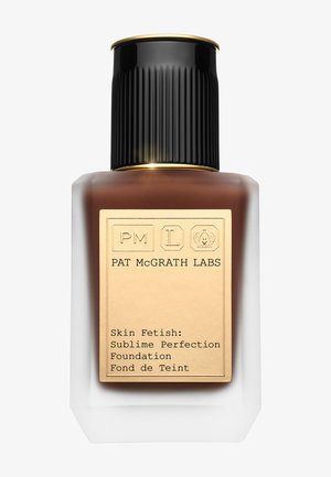 PAT McGRATH LABS SKIN FETISH: SUBLIME PERFECTION FOUNDATION - Foundation - Deep 35