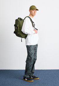 Carhartt WIP KICKFLIP BACKPACK UNISEX - Ryggsekk - office green