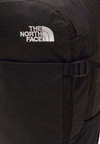 The North Face BASIN 24 UNISEX - Hátitáska - black