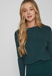 VILA VICOMFY O-NECK  - Svetr - ponderosa pine