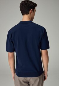 Next SHORT SLEEVE TROPHY REGULAR FIT - Poloshirts - navy