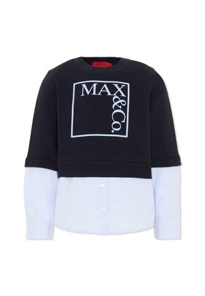 Czarna krótka bluza z białym logo "MAX&Co." na białej koszuli zapinanej na guziki z długimi rękawami i guzikami.