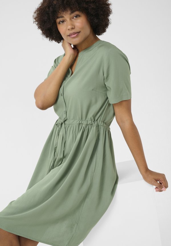 FERINA ZALLY FIT - Freizeitkleid - laurel wreath