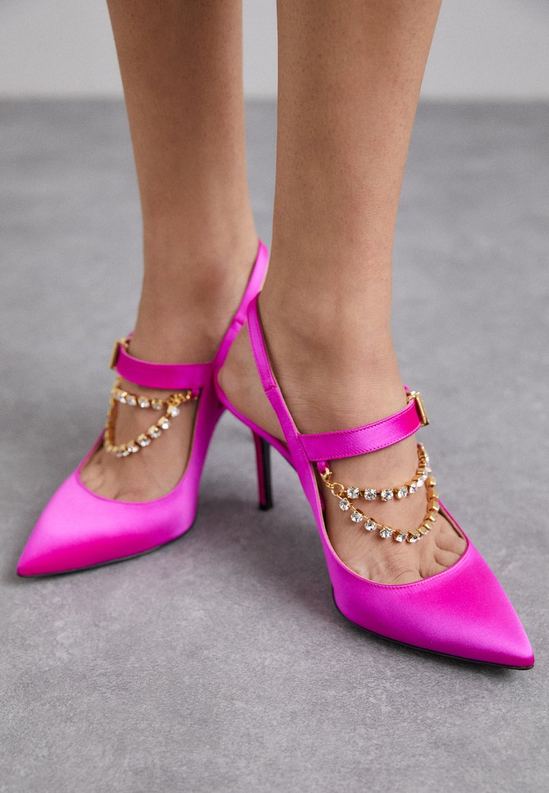 MOSCHINO Escarpins à talons hauts - pink