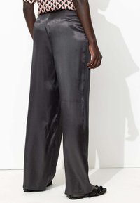 Promod Pantalon classique - gris foncé