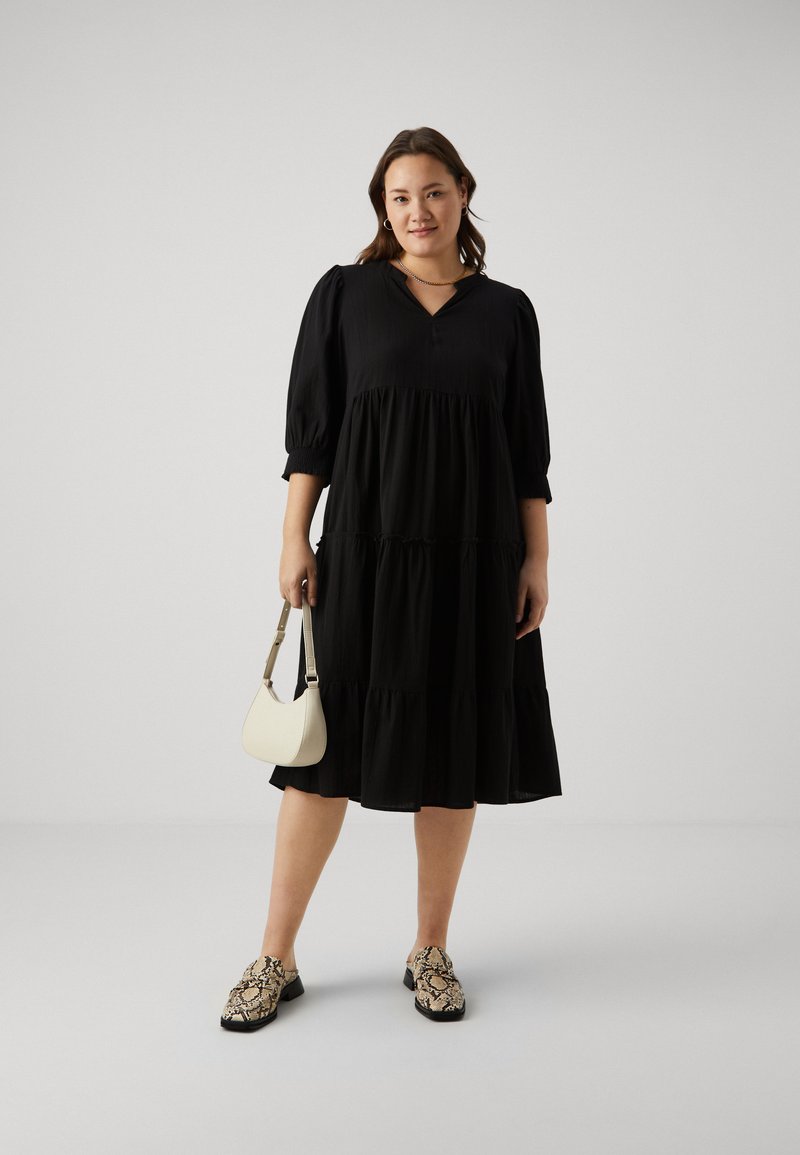 Vero Moda Curve VMDICTHE 3/4 CALF DRESS - Day dress - black