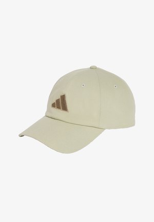 Beige baseballkasket med buet skygge og trestribet brunt logo broderet på frontens venstre panel.